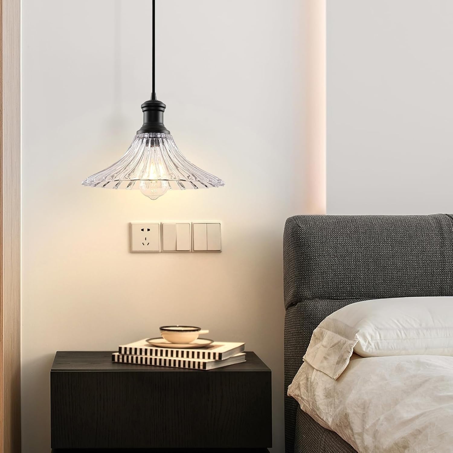 SESIMENT Black Pendant Light, Clear Glass Pendant Light 1 Pack 12.2″.