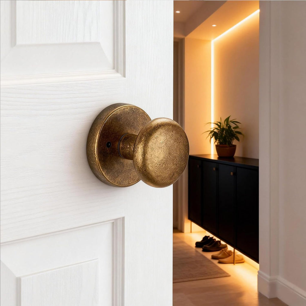 Antique Brass Door Knob with Push-Button Lock - Durable & Elegant Privacy Door Handle for Interior Doors, Classic Round Design for Bedroom Bathroom Doors (Privacy)